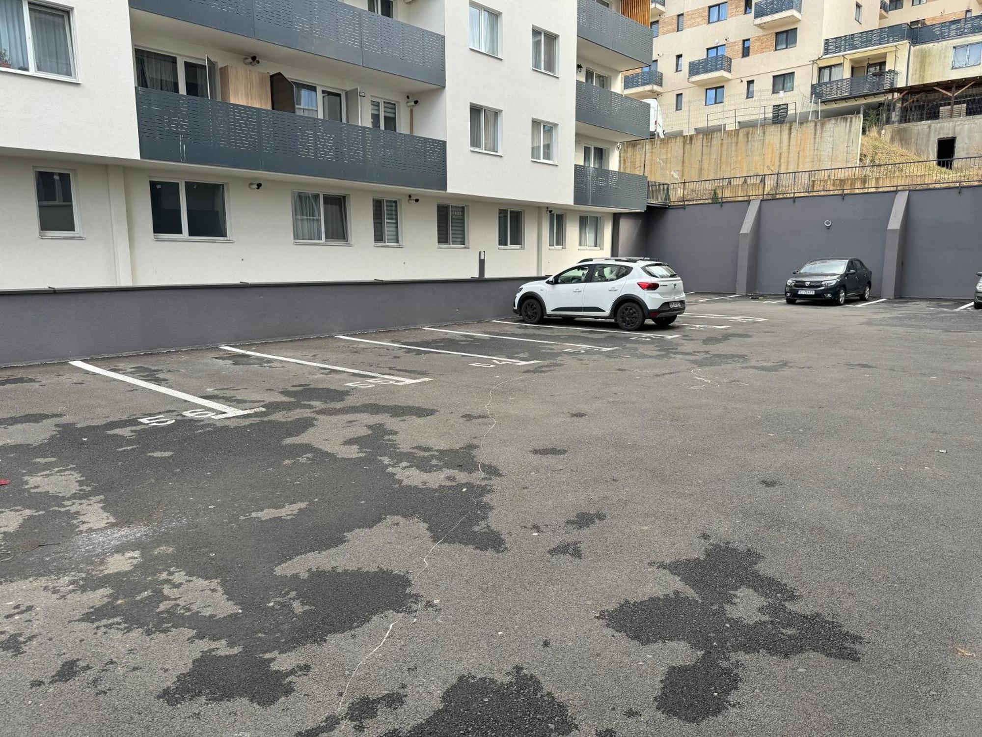 Apartament Black *
